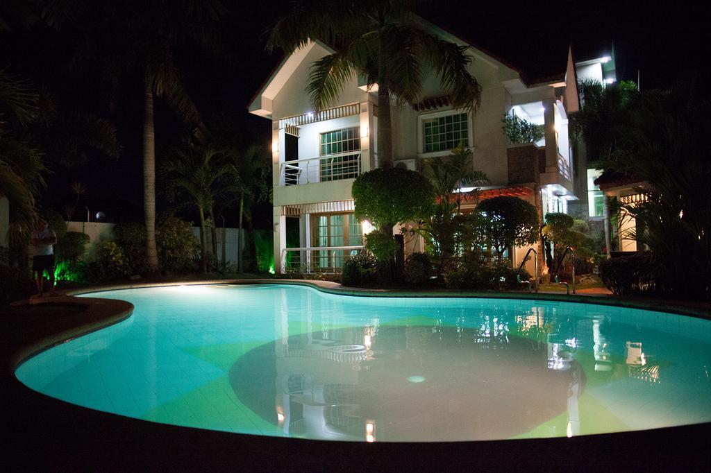 Sir Nico Guesthouse And Resort Plaridel  Exterior photo