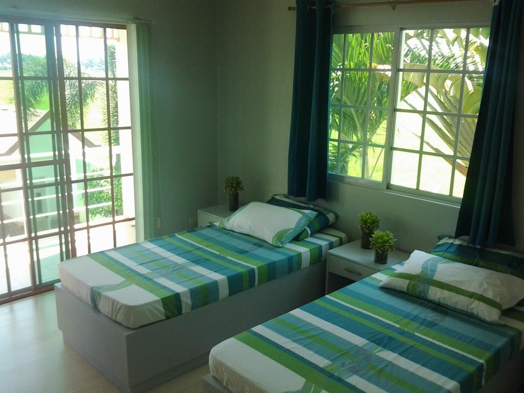 Sir Nico Guesthouse And Resort Plaridel  Room photo